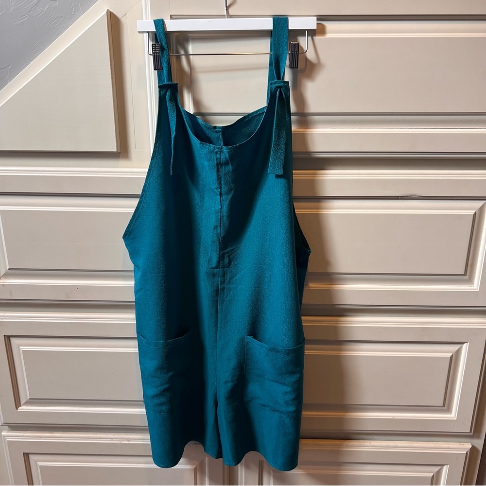 Teal Sleeveless Jumpsuit with Pockets